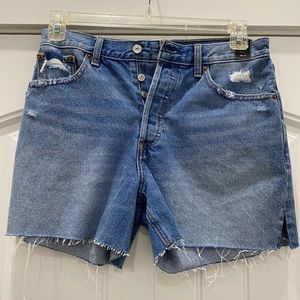 New Abercrombie blue Jean shorts size 28 6